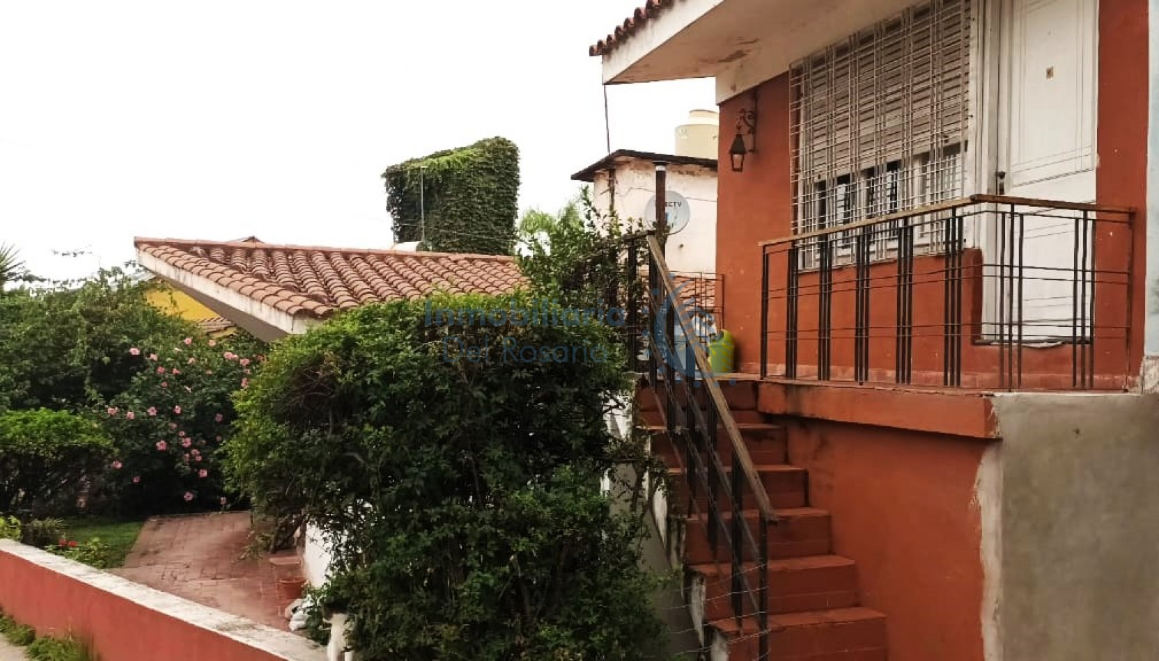 VENDO CASA + MONOAMBIENTE -LOMAS DE UNQUILLO - EXCELENTE UBICACION